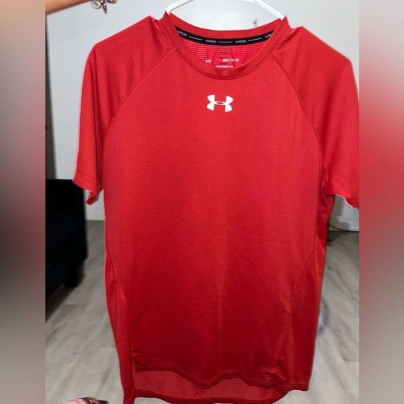Under Armour Other - Under Armour Running The Qualifier Tee